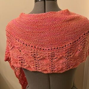 Grandmacore knitted shawl or scarf, scalloped edge, pink